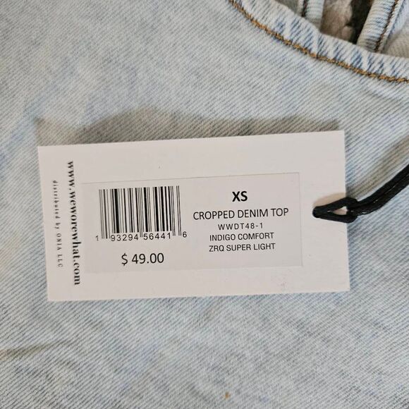 3/$15 WeWoreWhat Cropped Denim Top Size XS in Light Wash Denim - Picture 4 of 6